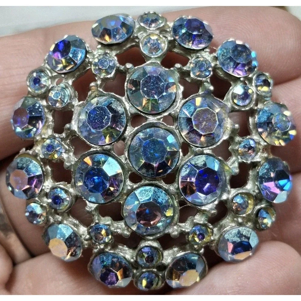 Lot Of 17 Pieces Of Costume Jewelry Evil Eye Dragonfly Brooches Butterfly Heart